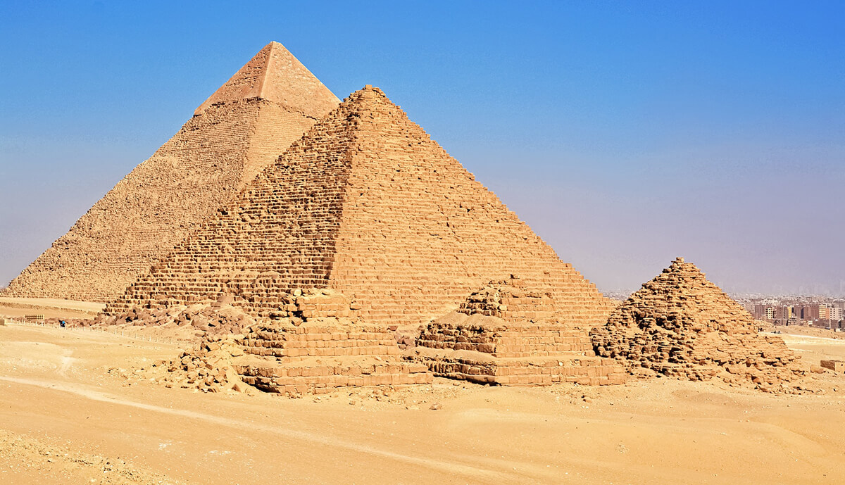 Great Pyramid of Giza, Khufu and Cheops - El Giza, Cairo, Egypt-The Top 15 Places to Visit in Egypt-Travel Egypt-Tour Tarzan UK Europe USA Asia