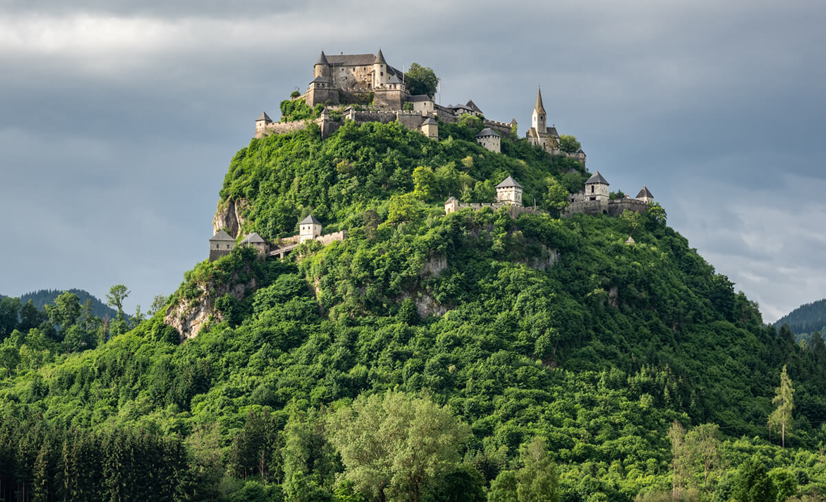 Medieval Burg Hochosterwitz, Austria-10+ Best Places to Travel in Austria-Travel Europe-Tour Tarzan UK Europe USA Asia